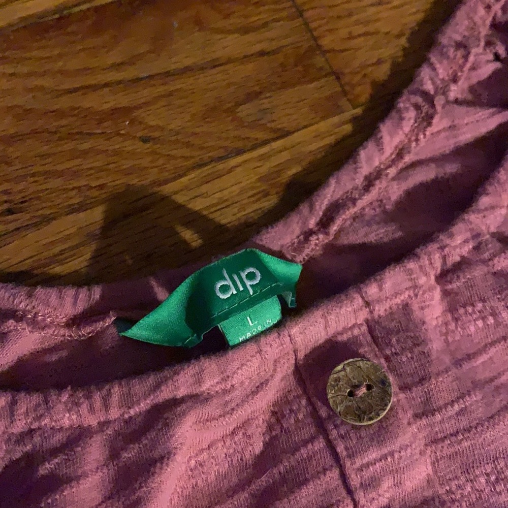 Pink top - Picture 2 of 3